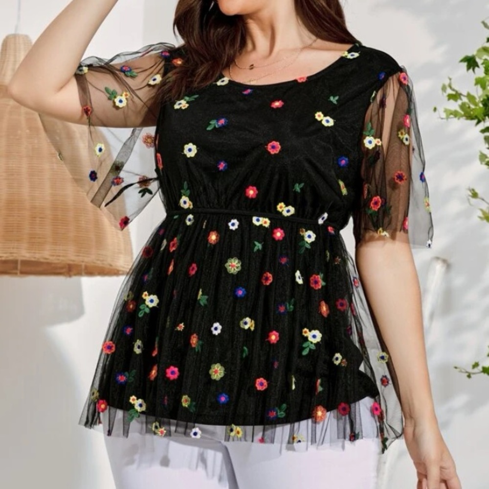 ☀️ Embroidered Flower Mesh Blouse - SHEIN - Size 1XL - NWOT - Picture 4 of 5